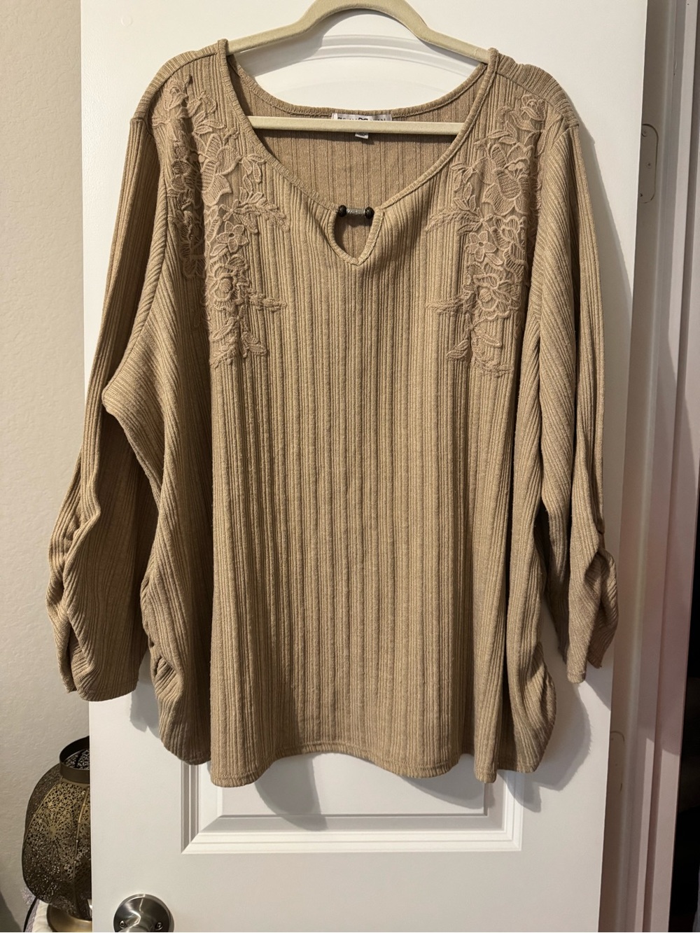 Ribbed V-Neck Sweater with Floral Embroidery in Tan